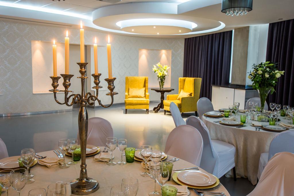 Genesis All-Suite Hotel Йоганнесбурґ Екстер'єр фото